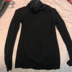Lululemon Fitted knit sweater with front pocket